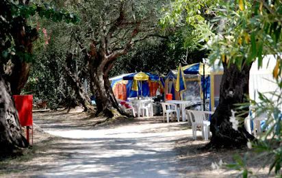 Camping Karda Beach