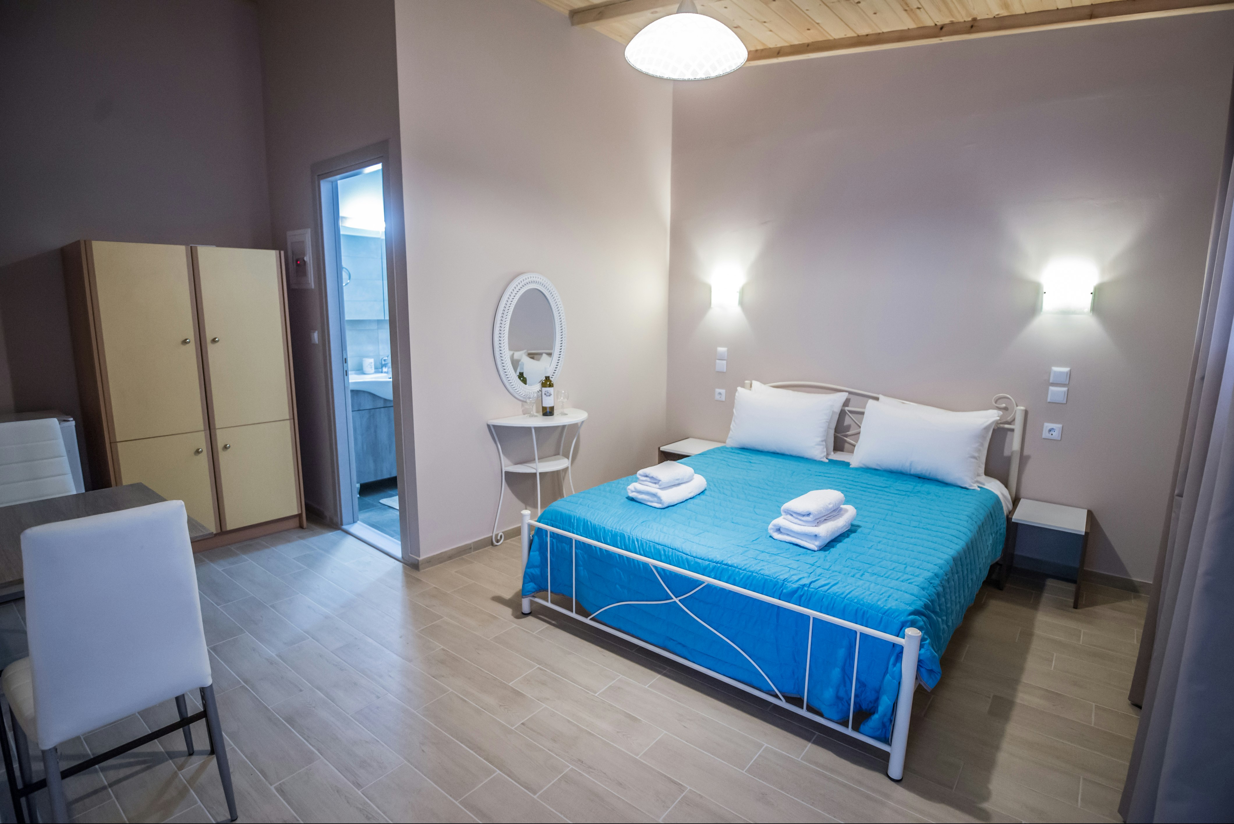 Camping Kariotes Beach