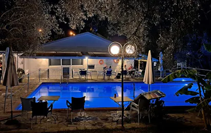 Camping Kariotes Beach