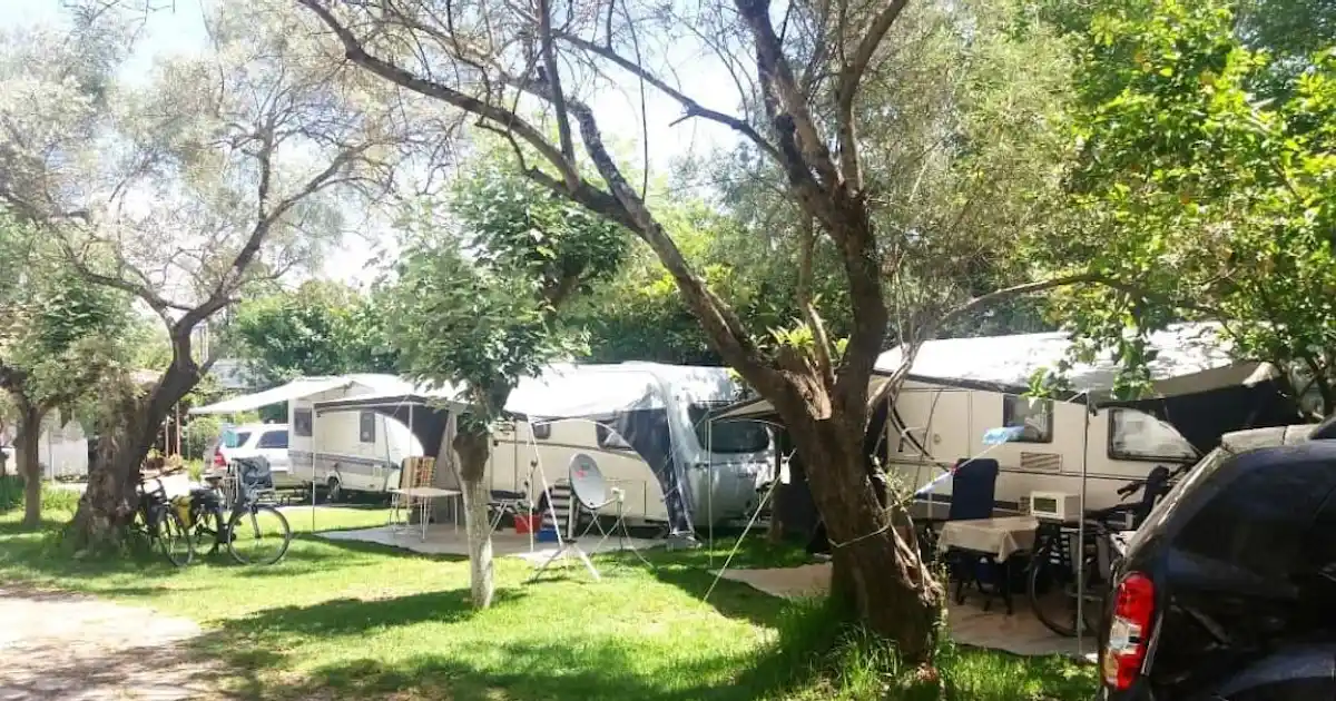 Camping Kariotes Beach