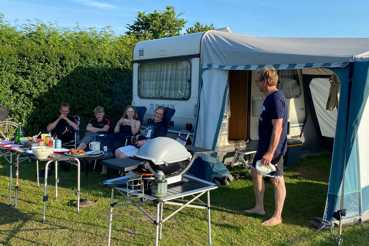 Camping Karlsmark - Camper entspannen auf ihrem Standplatz