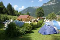 Camping Karwendel  -  Zeltplatz vom Campingplatz mit Blick auf die Alpen