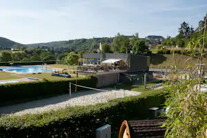 Camping Kaul Camping- Park Kaul - Campingplatzanlage mit Restaurant und Pool in der Sonne--