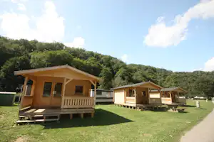 Camping Kautenbach - Mobilheime mit Terrasse auf dem Campingplatz