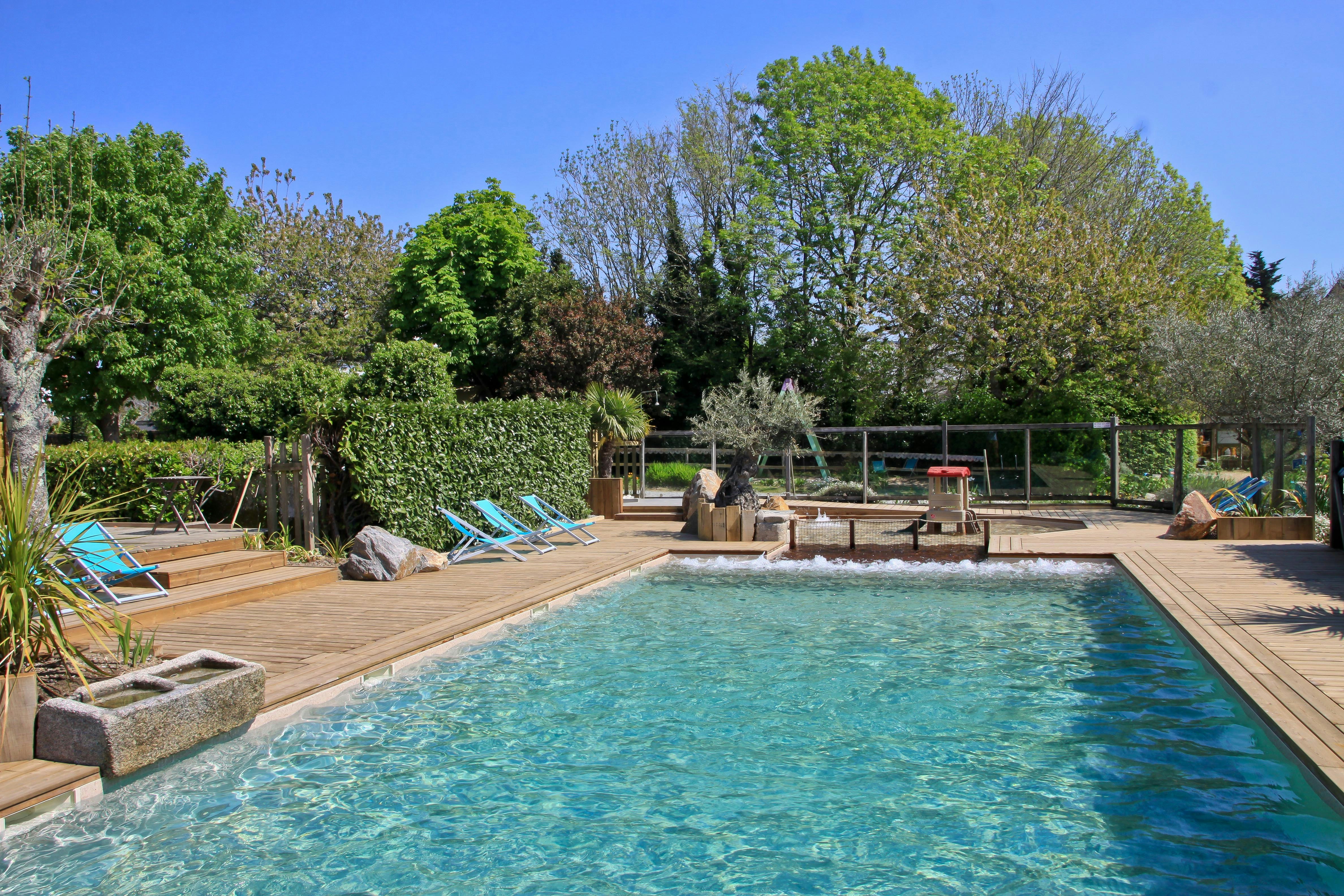 Sites Et Paysages Du Pouldu  Camping Keranquernat - Pool im Freien auf dem Campingplatz