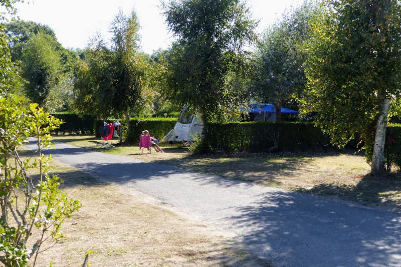 Camping Kervilor - Wohnwagen- und Zeltstellplatz auf dem Campingplatz