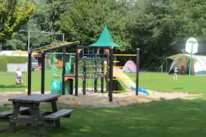 Camping Klompenmakerij ten Hagen - Spielplatz auf dem Campingplatz