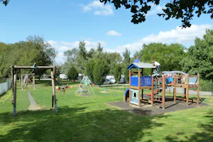 Camping Kockelscheuer - Campingplatz mit Kinderspielplatz --