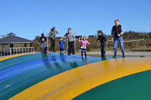 Camping Krik Vig - Spielende Gäste auf dem Campingplatz
