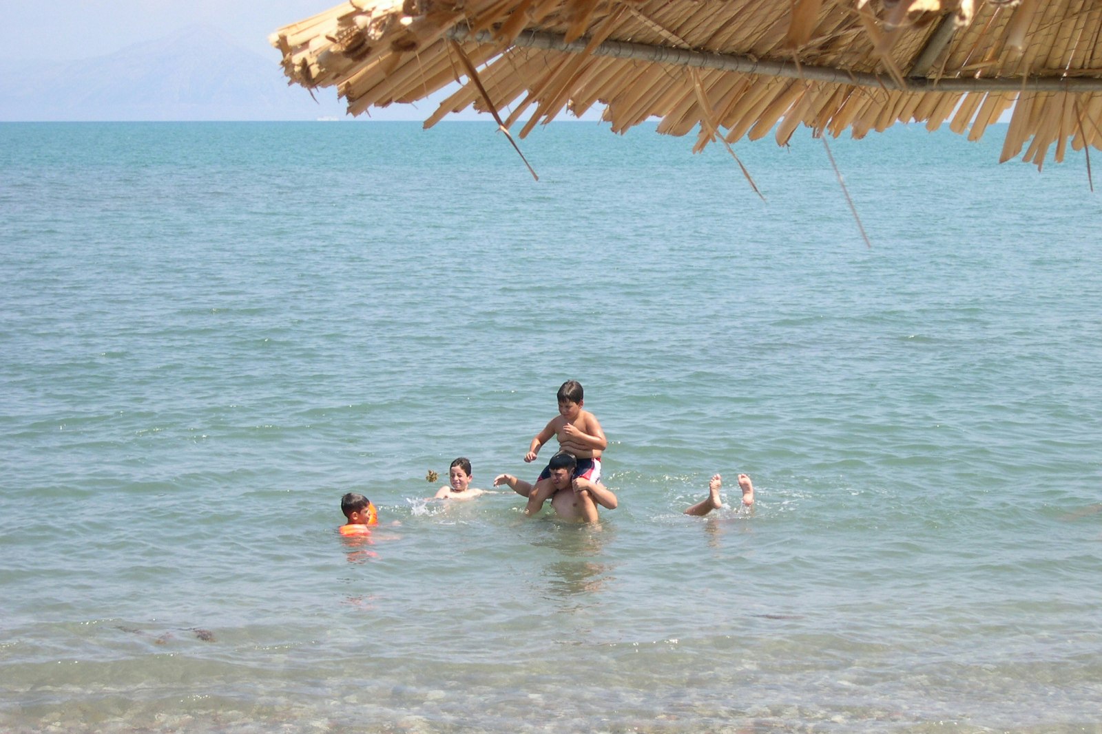 Camping Káto Alissós  - Camper am Strand vom Mittelmeer in der Nähe vom Campingplatz