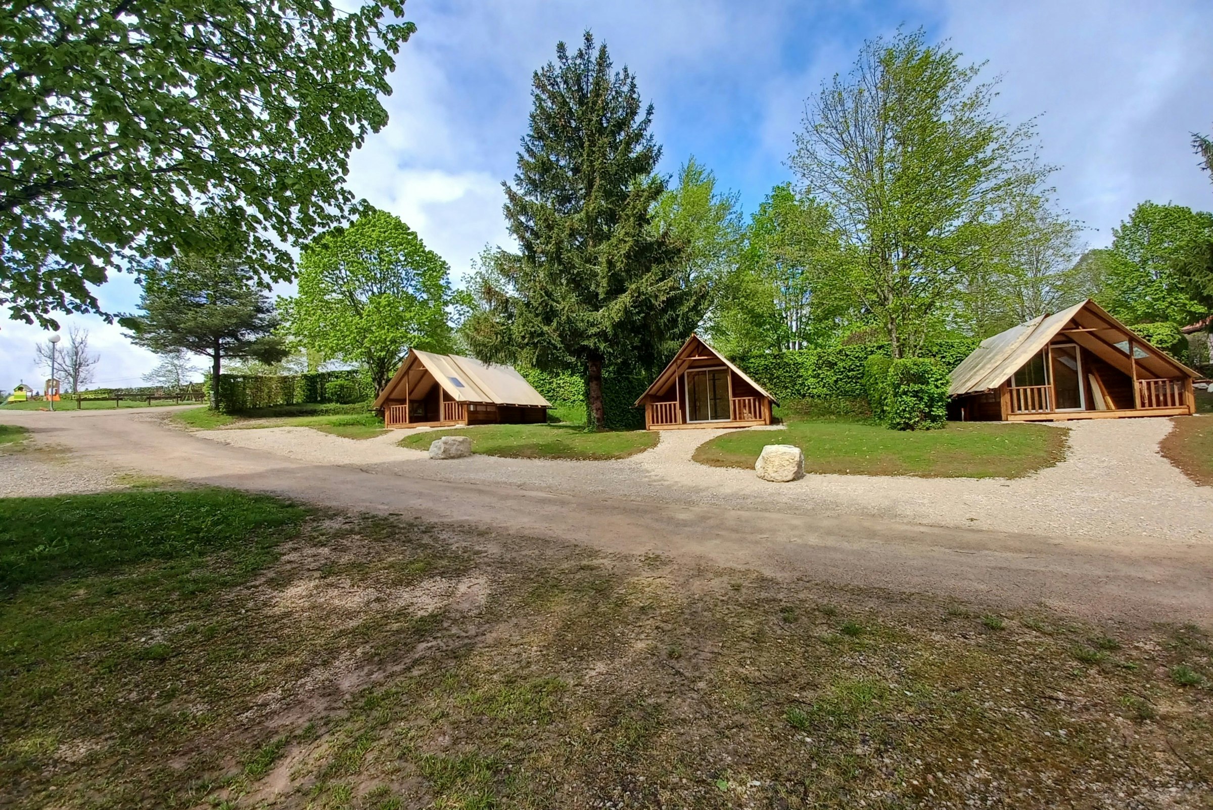 Camping L'Abbaye  - Mobilheime auf dem Campingplatz