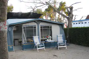 Camping L' Alqueria - Wohnwagenstellplätze auf dem Campingplatz