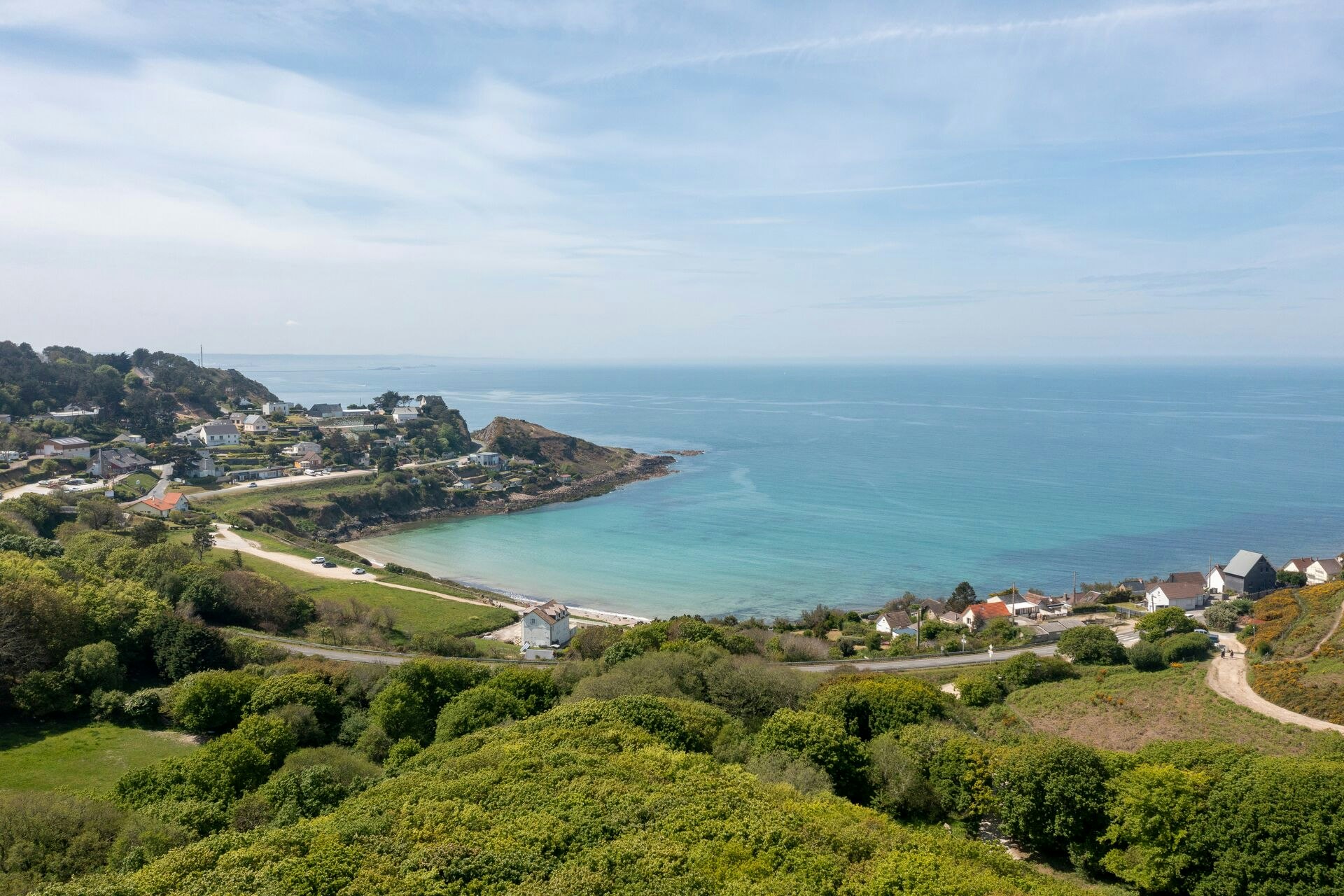 Camping L' Anse du Brick - Blick aufs Wasser aus der Vogelperspektive