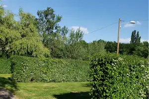 Camping L' Entre-Deux - Standplätze auf dem Campingplatz