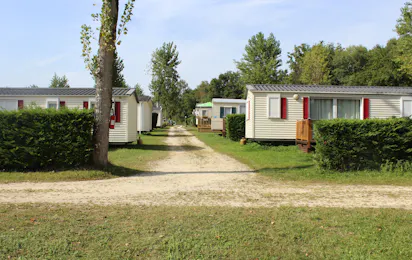 Camping L'Étang Bleu