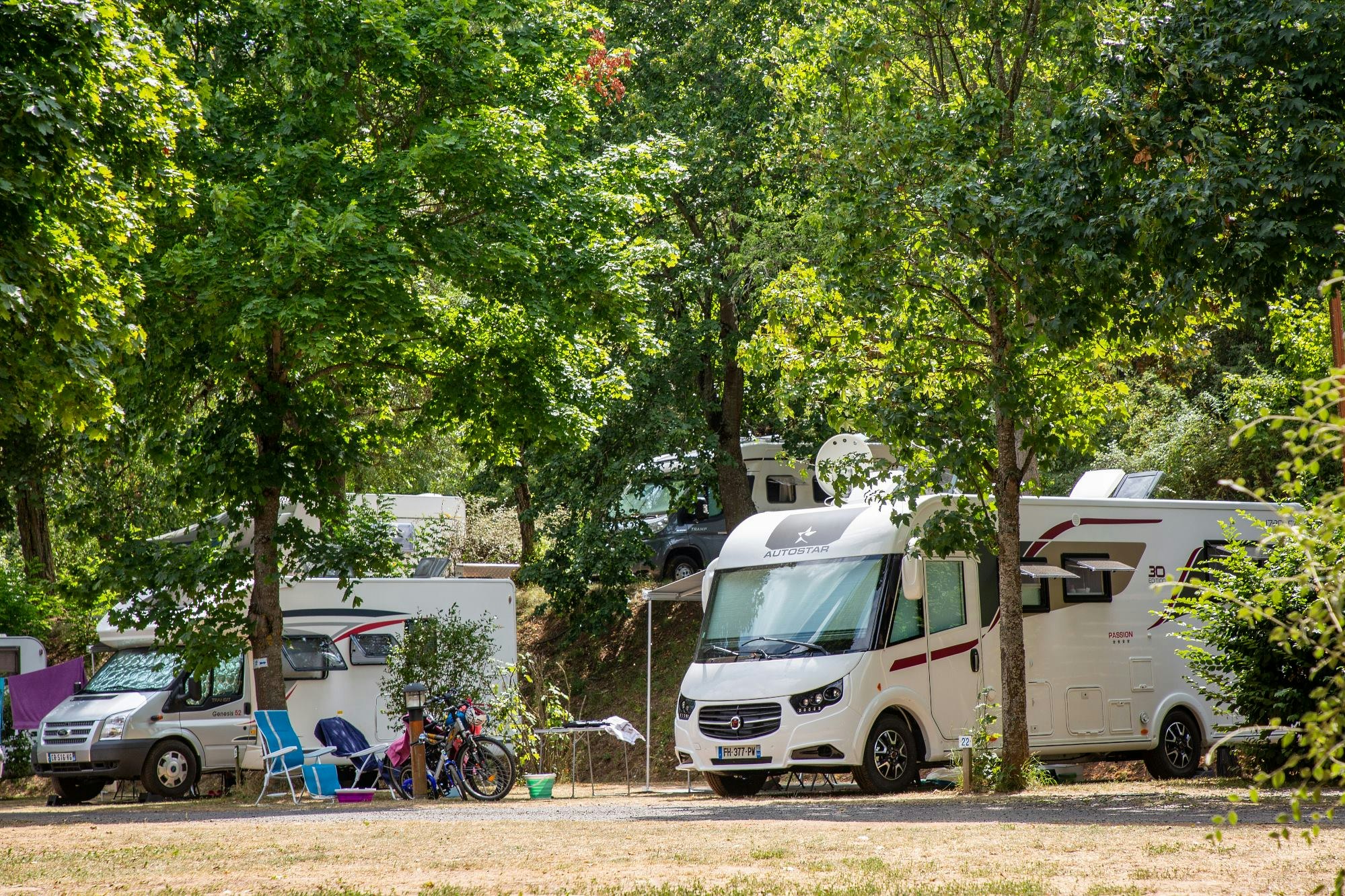 Camping La Bageasse - Wohnmobil- und  Wohnwagenstellplätze