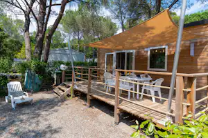 Camping La Baume - La Palmeraie - Mobilheim vom Campingplatz mit Veranda