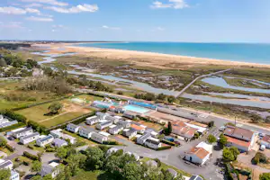Camping la Belle Henriette - Übersicht auf das gesamte Campingplatz Gelände