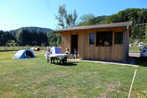 Camping La Broche - Mobilheim auf dem Campingplatz