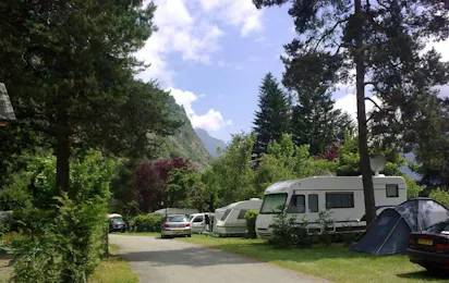 Camping La Cascade (Le Bourg-d'Oisans)