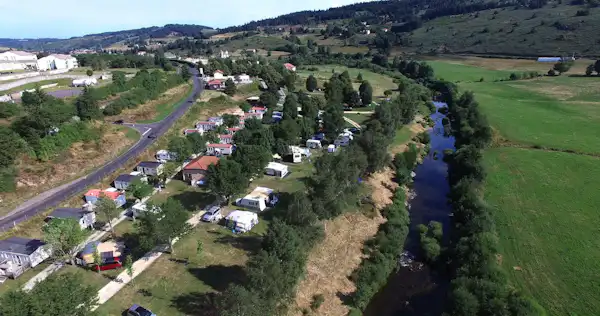 Camping la Cigale de l'Allier