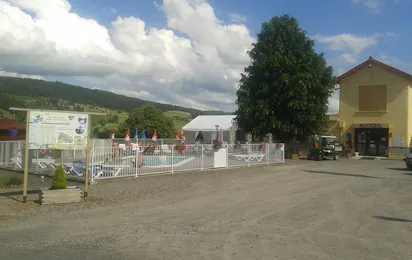 Camping la Cigale de l'Allier