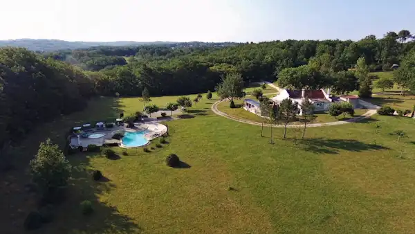 Camping la Clairière (Lamothe-Fénelon)