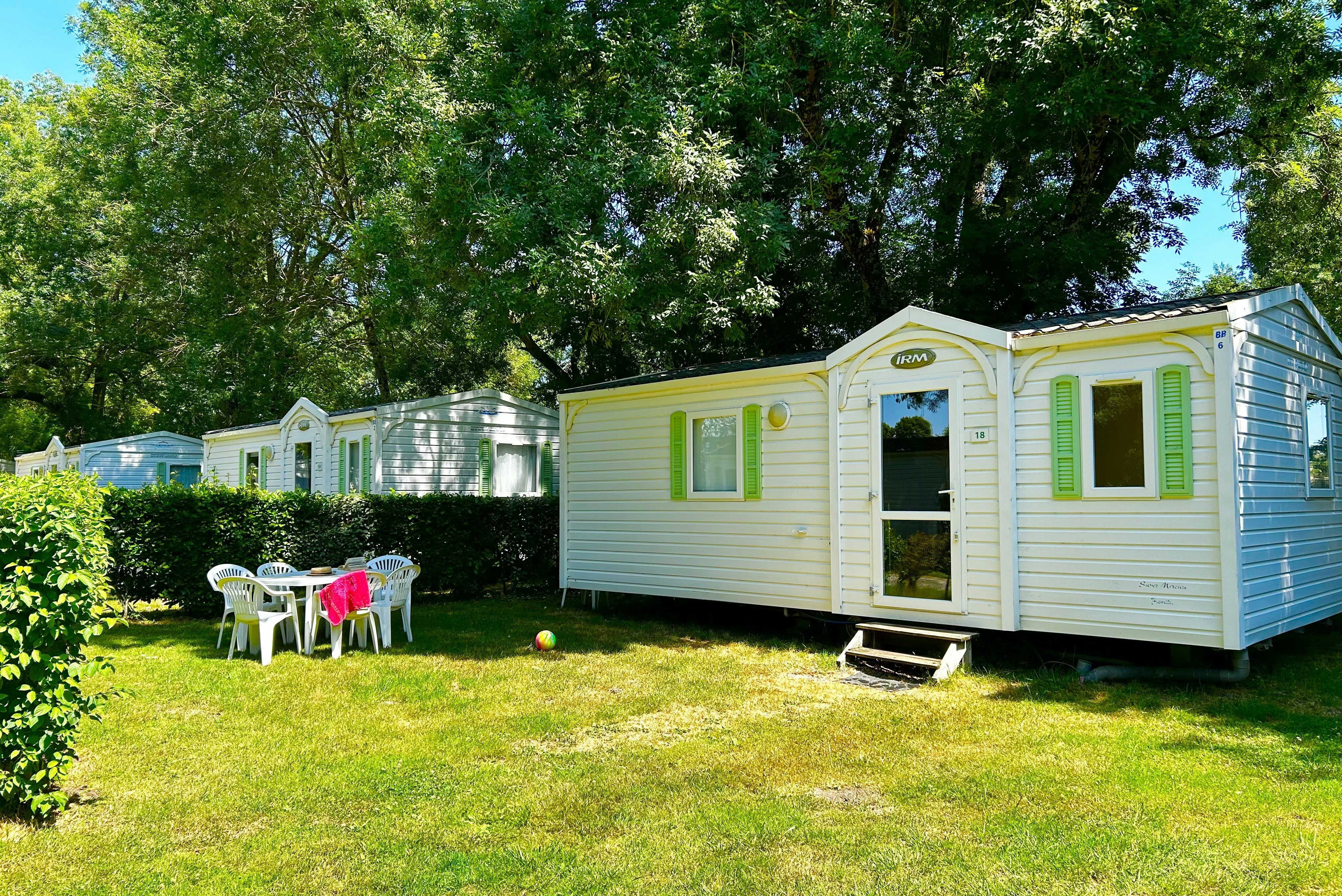 Camping les 2 salamandres  Camping La Clé des Champs  - Mobilheime auf dem Campingplatz