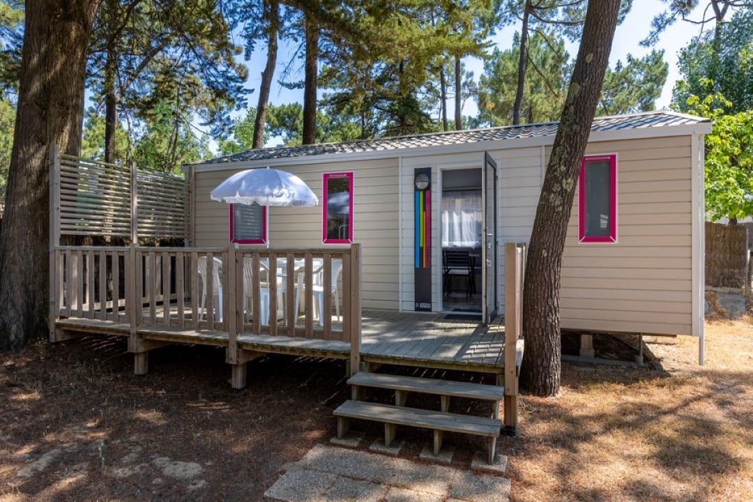 Camping Ushuaïa Villages la Conge  - Mobilheim auf dem Campingplatz