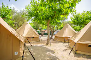 CAMPING LA CORONA - Glamping-Zelte auf dem Campingplatz