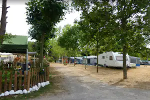 Camping La Cota - Stellplatz auf dem Campingplatz