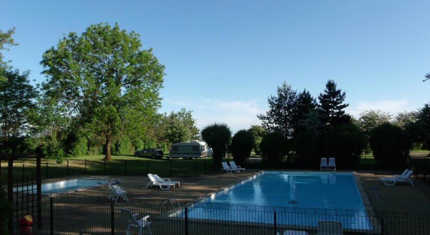 Camping La Croix d'Arles