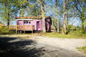 Camping La Fage - Mobilheim mit Terrasse auf dem Campingplatz
