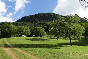 Camping La Ferme de Clareau - Wohnmobil- und Wohnwagenstellplätze im Grünen
