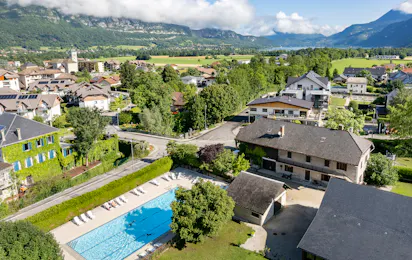 Romanée – La Ferme de la Serraz