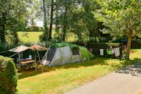 Camping la Ferme des 4 Chênes  - Zeltwiese