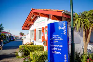 Camping La Ferme Erromardie - Einfahrt und Rezeption vom Campingplatz