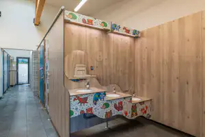 Camping La Ferme - Kindersanitär auf dem Campingplatz