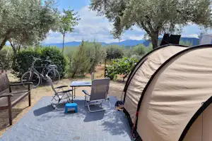 Camping La Fresneda - Zelt auf Standplatz