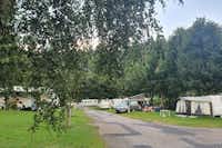 Camping La Fressange - Wohnmobil- und  Wohnwagenstellplätze im Grünen