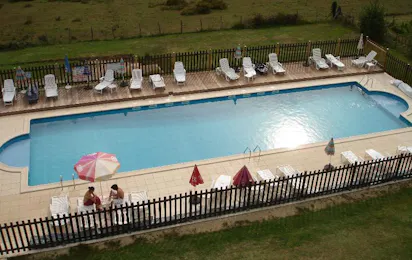 Camping La Garenne (Peyrignac)