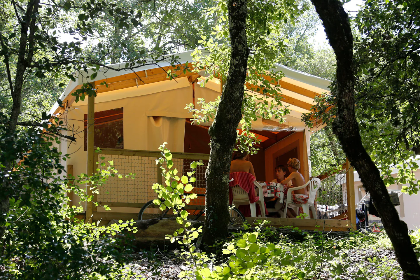 Camping La Genèse