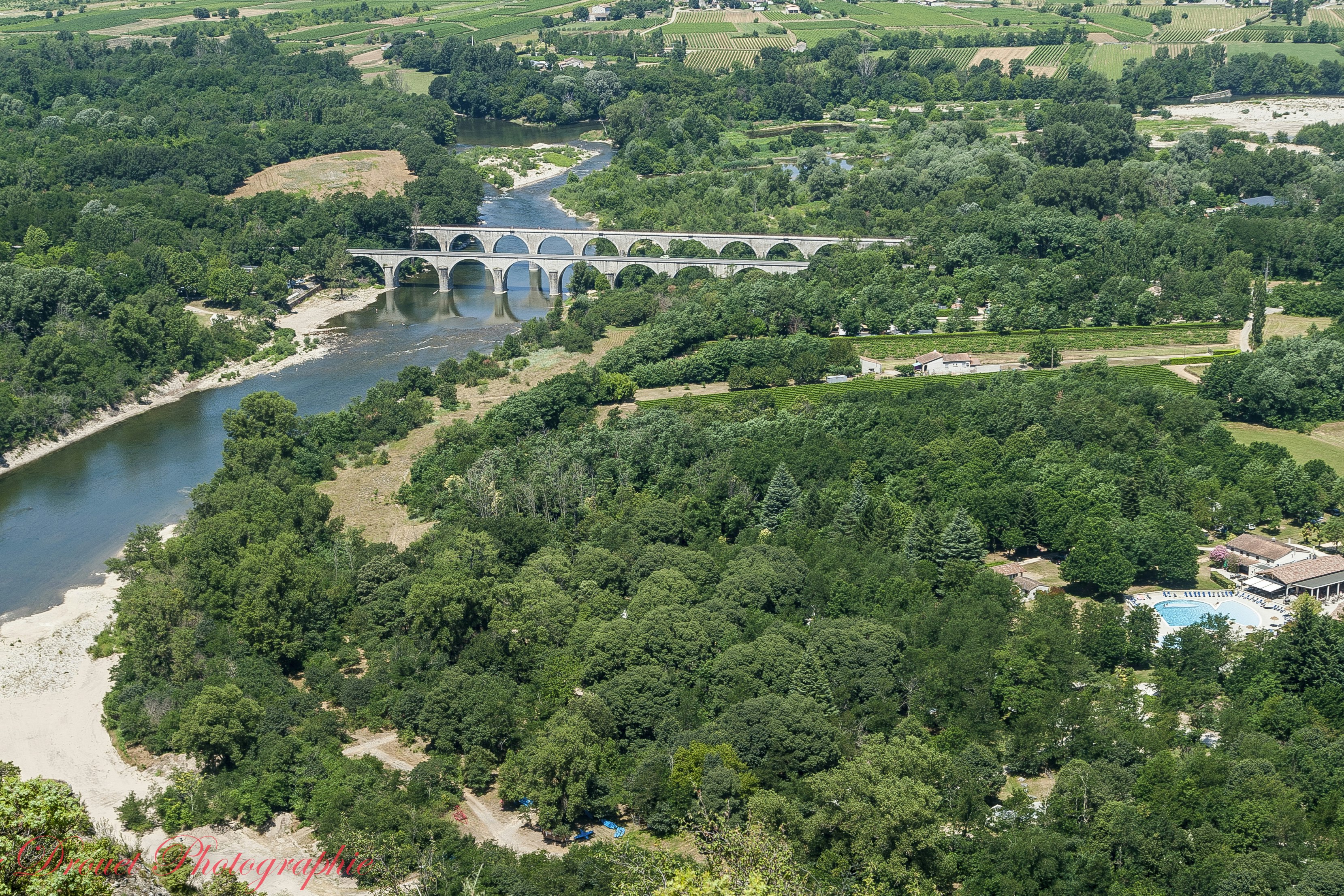 Camping La Grand'Terre - Luftaufnahme der Umgebung des Campingplatzes