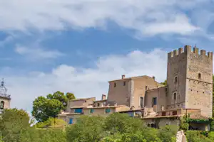 Camping La Grangeonne - Schloss neben dem Campingplatz
