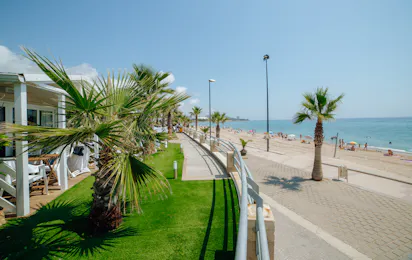 Alannia Costa Dorada