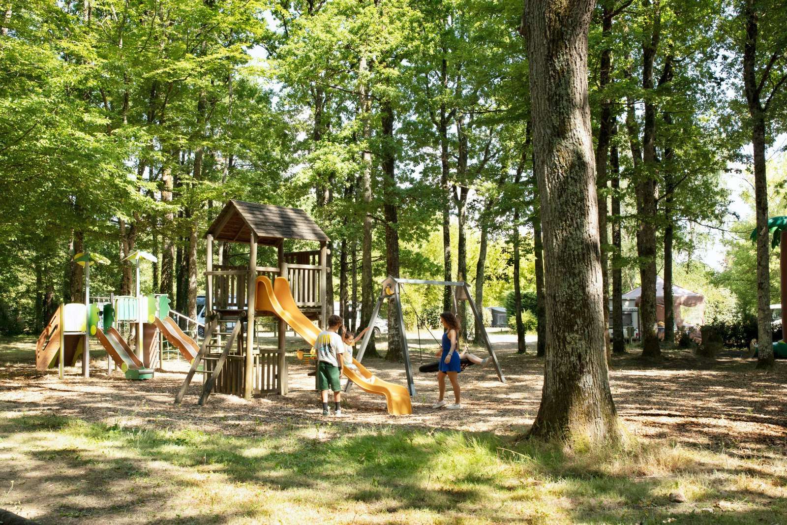 Camping La Mignardière  - Kinderspielplatz auf dem Campingplatz