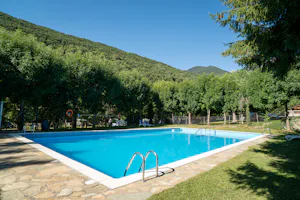 Camping La Mola - Pool auf dem Campingplatz