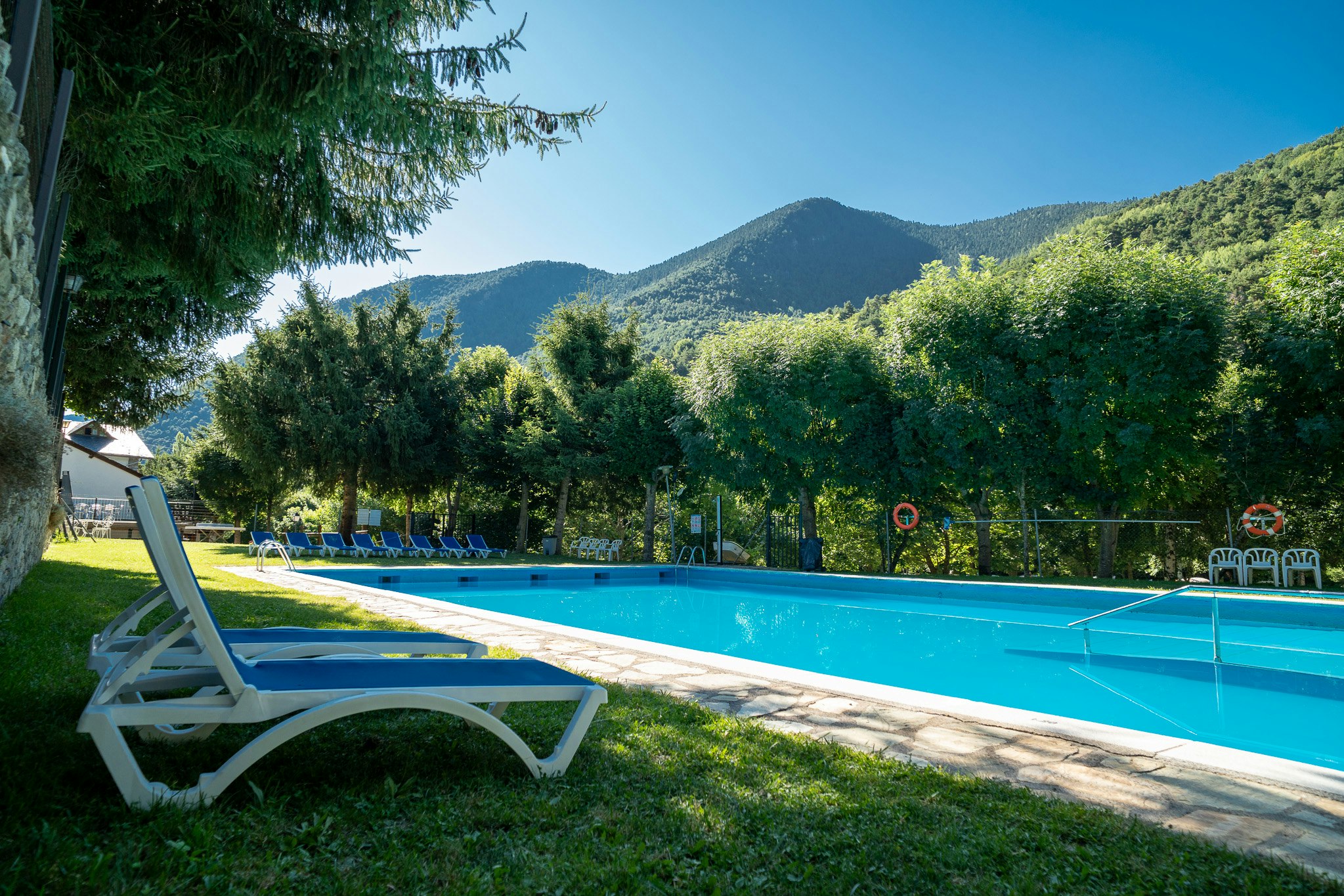 Camping La Mola - Poolbereich auf dem Campingplatz