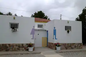 Camping La Pedrera - Sanitärgebäude vom Campingplatz
