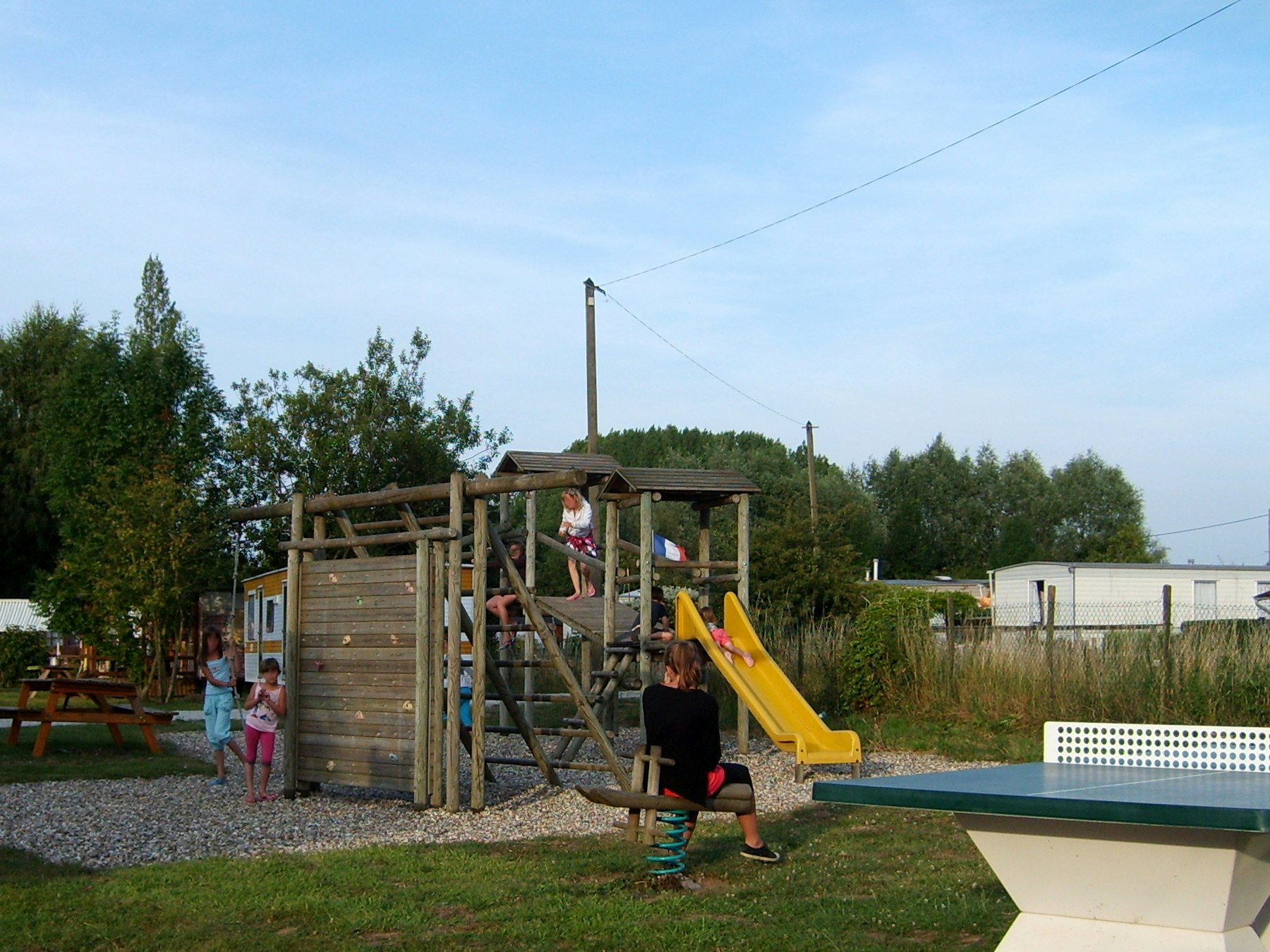 Camping La Petite Forêt  - Kinderspielplatz auf dem Campingplatz